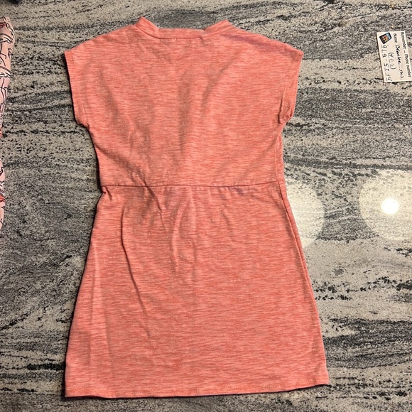 Two summer dresses size 5 in excellent like new condition. Salmon pink color - Picture 7 of 7